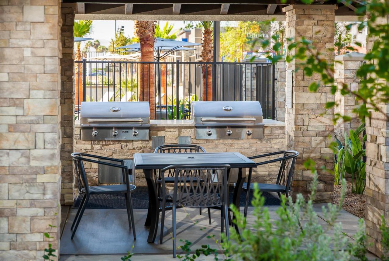 Staybridge Suites - San Bernardino - Loma Linda Exteriér fotografie